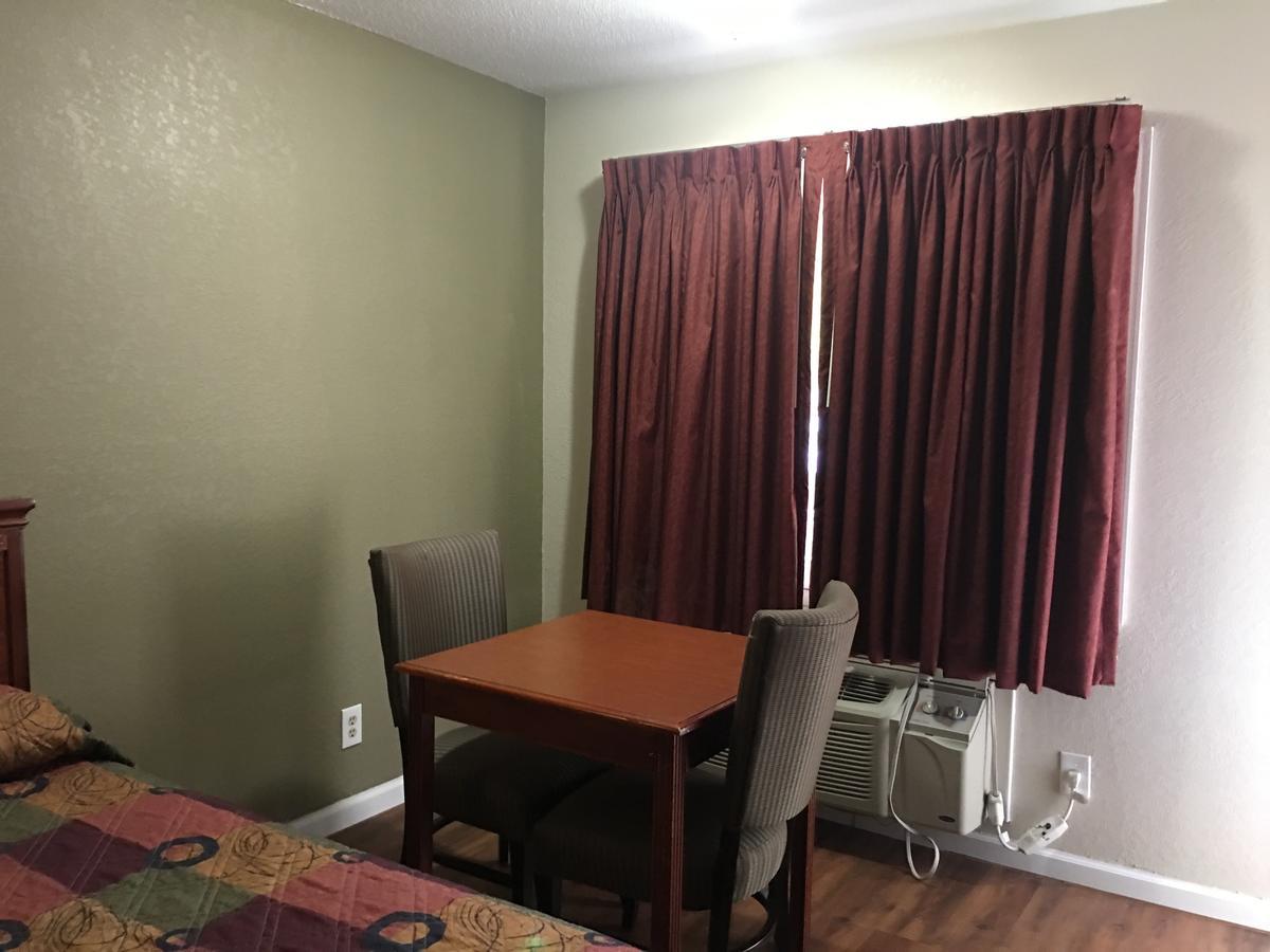 Durham Skyland Inn Kültér fotó