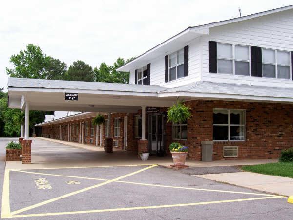 Durham Skyland Inn Kültér fotó